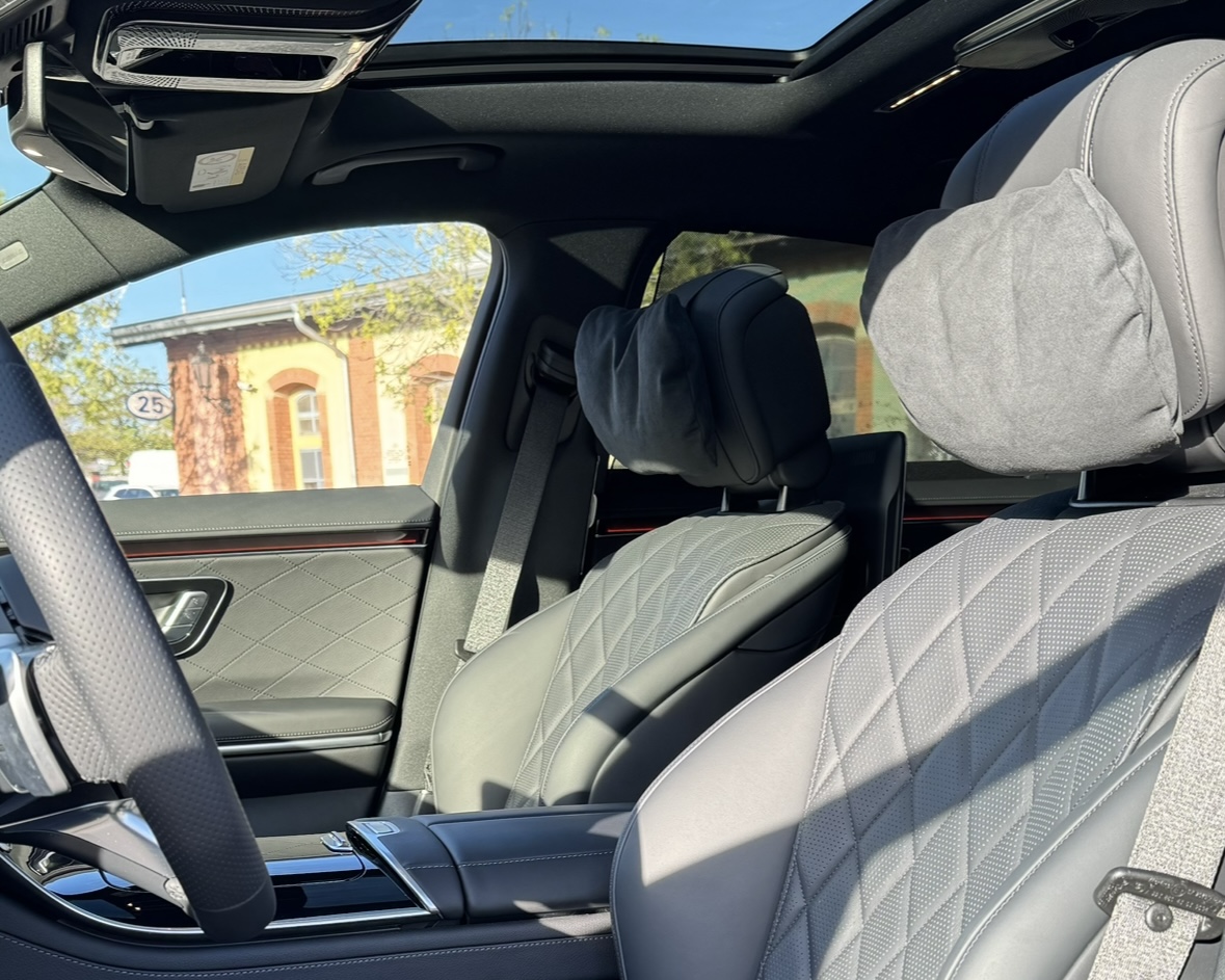 Mercedes S 400d 4matic AMG LONG | české ojeté auto | skladem | černá s černou kůží | maximální výbava | VIP sleva | nákup online | AUTOiBUY.com